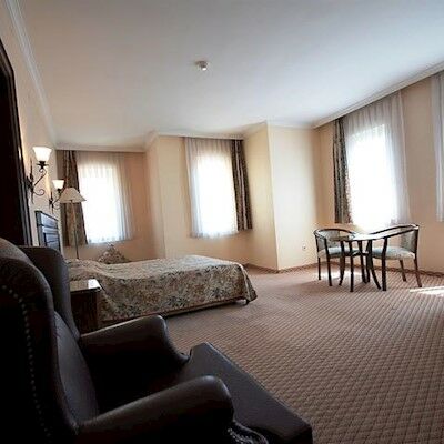 بورصة Montania Town Hotel Mudanya المظهر الخارجي الصورة