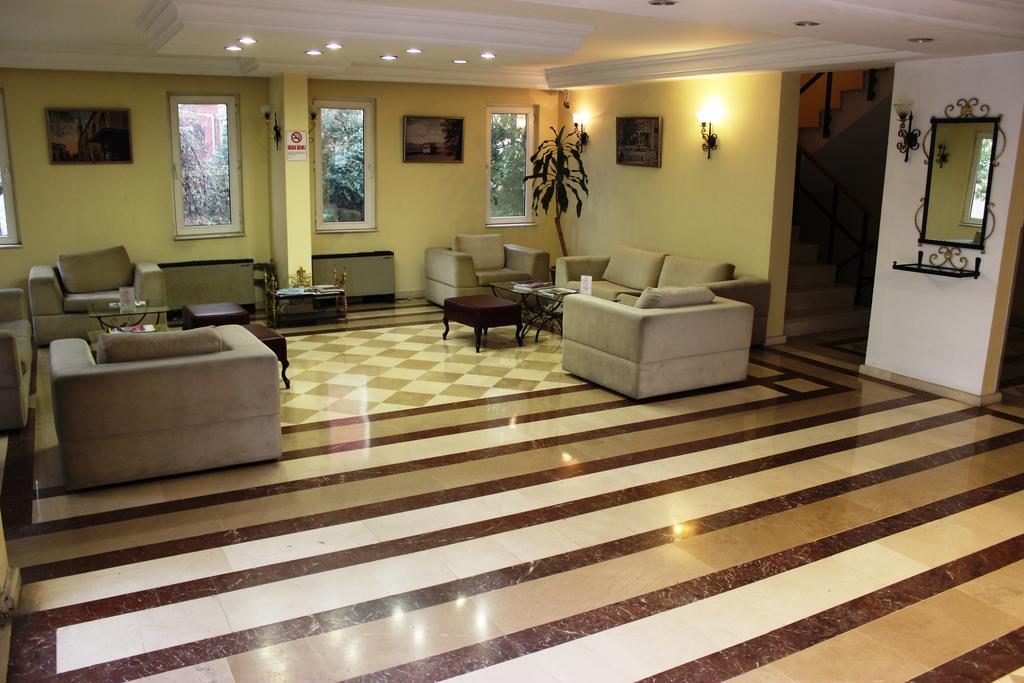 بورصة Montania Town Hotel Mudanya المظهر الخارجي الصورة